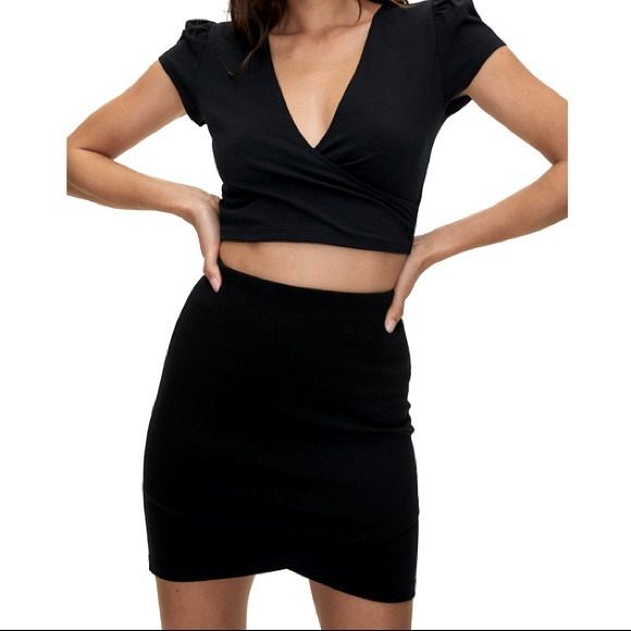 ARITZIA | Talula Primrose skirt in Ashen - Picture 3 of 3